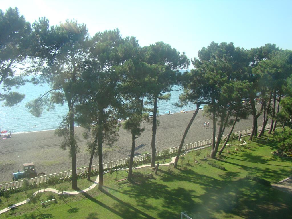 Kolkhida Resort & Spa Уреки Екстериор снимка