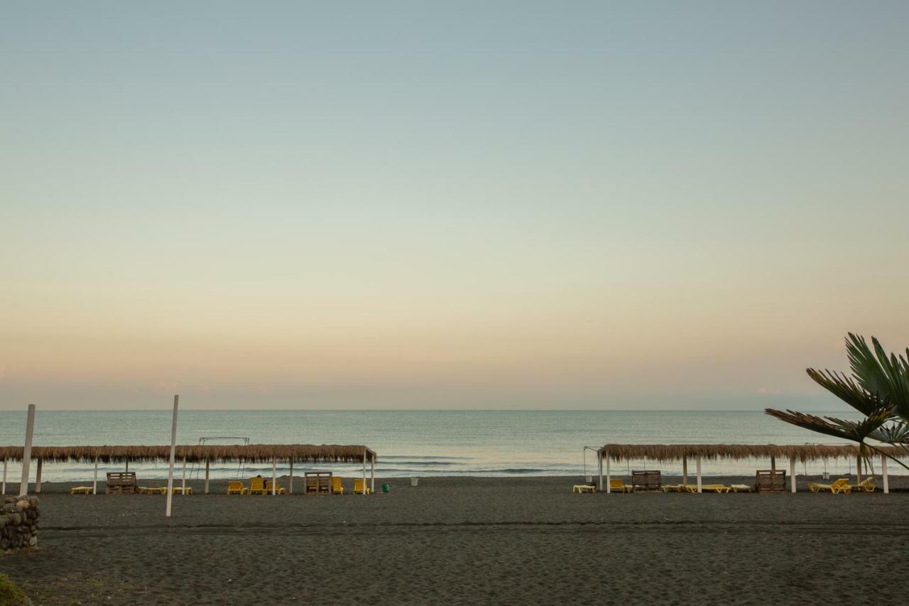 Kolkhida Resort & Spa Уреки Екстериор снимка